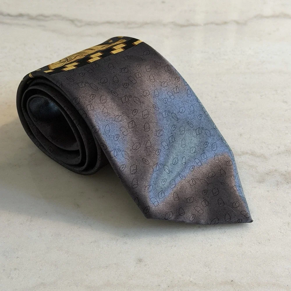 Vintage 80s 90s Gucci Italy Silk Tie Gray Novelty Egyptian Motif Necktie